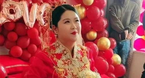 新娘 吃瓜,揭秘婚礼甜蜜瞬间