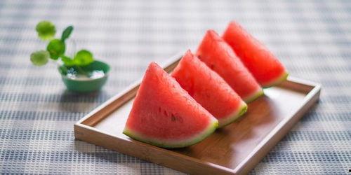 上海路吃瓜,吃瓜群众的欢乐盛宴