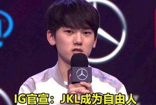 阿水吃瓜到深夜,揭秘娱乐圈幕后真相