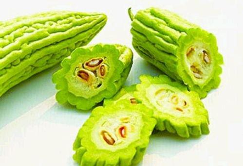 韩国小姐姐吃冰镇哈密瓜