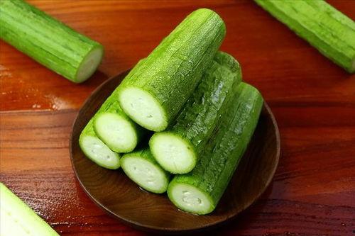 月下吃瓜,揭秘古代夜市中的独特风情