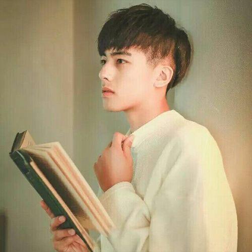 吃瓜男头像真人