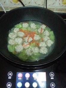 吃瓜火锅丸子汤,吃瓜群众的美食盛宴