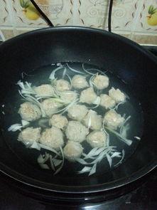 吃瓜火锅丸子汤,吃瓜群众的美食盛宴