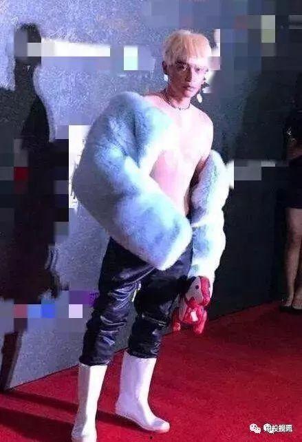 钟丽缇每日吃瓜