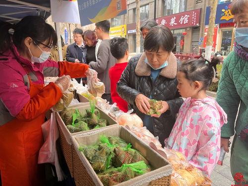 吃瓜群众蒲城店,揭秘当地美食文化新地标