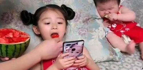 吃瓜的儿女,揭秘吃瓜少女的成长轨迹